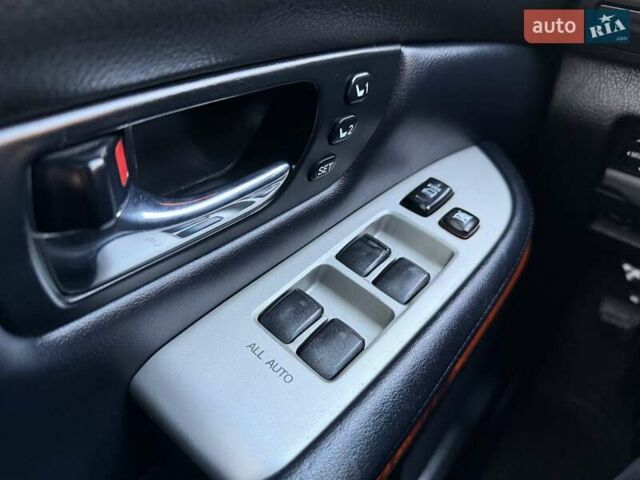 Серый Лексус РХ, объемом двигателя 3.46 л и пробегом 171 тыс. км за 11900 $, фото 22 на Automoto.ua