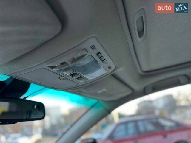 Серый Лексус РХ, объемом двигателя 3.3 л и пробегом 306 тыс. км за 13500 $, фото 22 на Automoto.ua