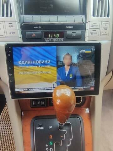Серый Лексус РХ, объемом двигателя 3.5 л и пробегом 260 тыс. км за 12400 $, фото 15 на Automoto.ua