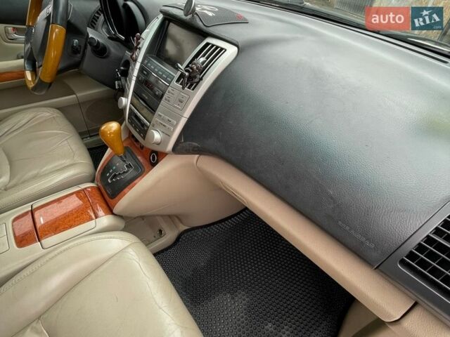 Сірий Лексус РХ, об'ємом двигуна 3.46 л та пробігом 250 тис. км за 10800 $, фото 9 на Automoto.ua