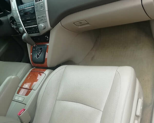 Сірий Лексус РХ, об'ємом двигуна 3.46 л та пробігом 170 тис. км за 11900 $, фото 5 на Automoto.ua