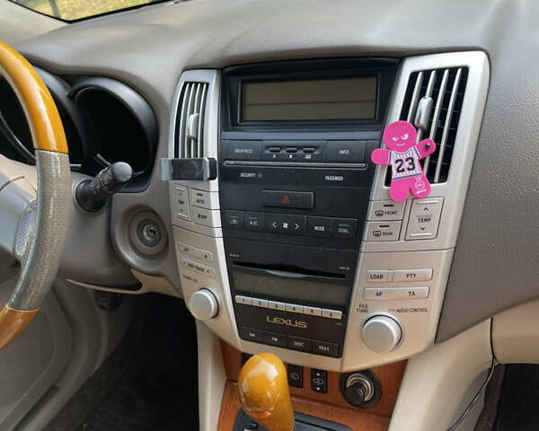 Серый Лексус РХ, объемом двигателя 3.46 л и пробегом 260 тыс. км за 11990 $, фото 18 на Automoto.ua