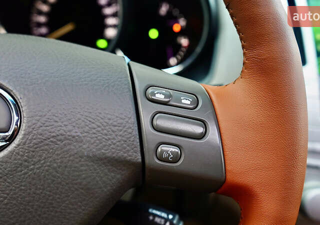 Серый Лексус РХ, объемом двигателя 3.5 л и пробегом 335 тыс. км за 13500 $, фото 25 на Automoto.ua