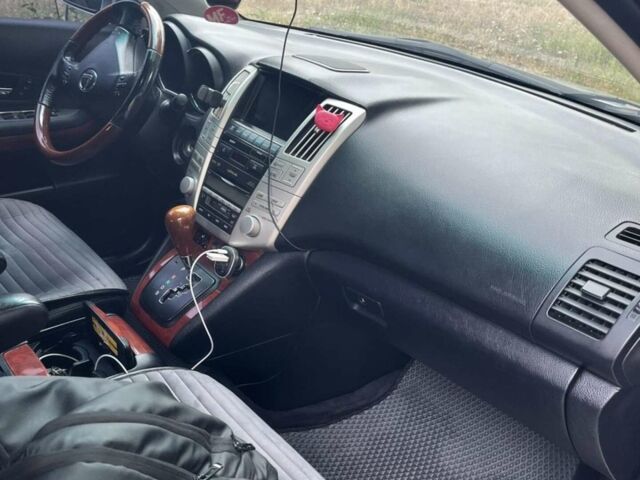 Сірий Лексус РХ, об'ємом двигуна 3.3 л та пробігом 227 тис. км за 12000 $, фото 20 на Automoto.ua
