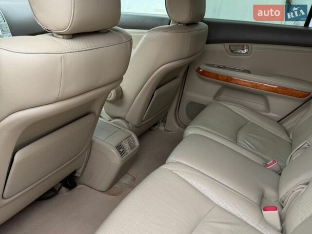 Серый Лексус РХ, объемом двигателя 3.46 л и пробегом 228 тыс. км за 12700 $, фото 61 на Automoto.ua