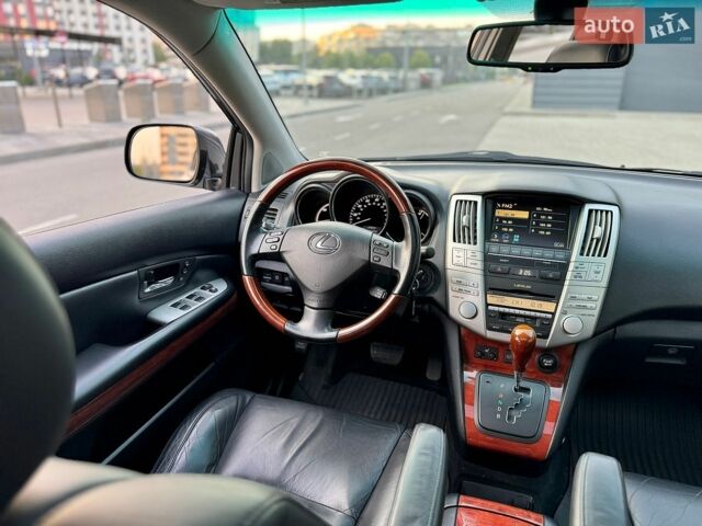 Серый Лексус РХ, объемом двигателя 3.3 л и пробегом 183 тыс. км за 14300 $, фото 31 на Automoto.ua