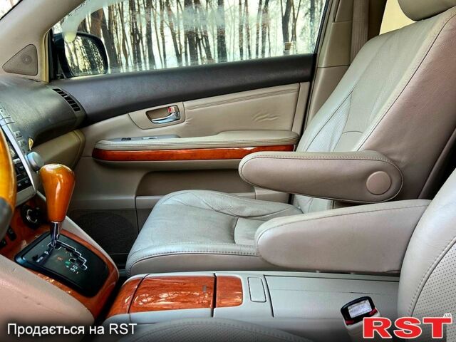 Серый Лексус РХ, объемом двигателя 3.5 л и пробегом 19200 тыс. км за 9850 $, фото 8 на Automoto.ua