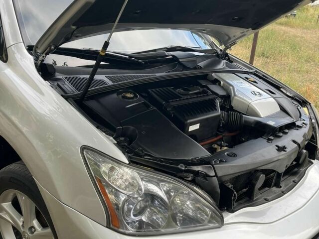 Сірий Лексус РХ, об'ємом двигуна 3.3 л та пробігом 226 тис. км за 12000 $, фото 16 на Automoto.ua