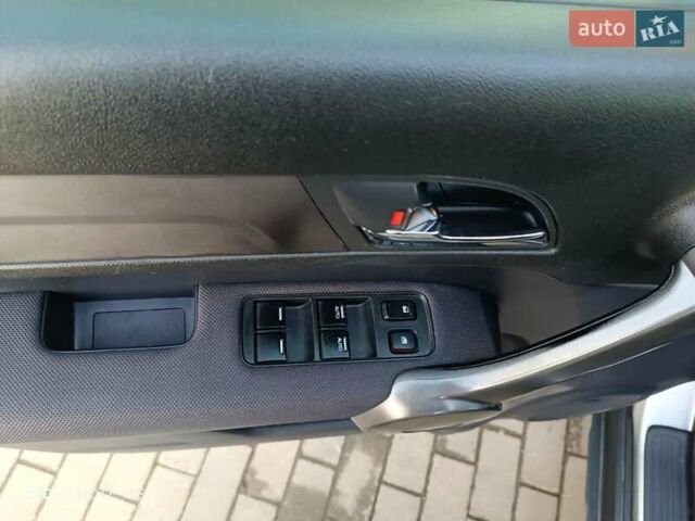 Серый Лексус РХ, объемом двигателя 2 л и пробегом 227 тыс. км за 11300 $, фото 21 на Automoto.ua