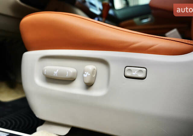 Серый Лексус РХ, объемом двигателя 3.5 л и пробегом 335 тыс. км за 13500 $, фото 40 на Automoto.ua