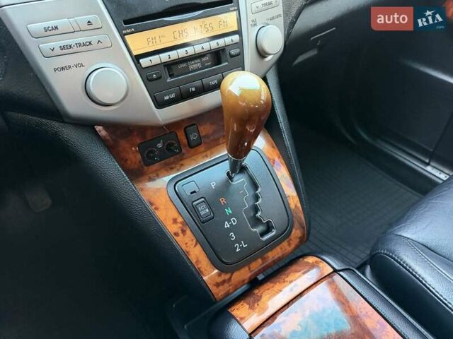 Серый Лексус РХ, объемом двигателя 3.46 л и пробегом 171 тыс. км за 11900 $, фото 26 на Automoto.ua