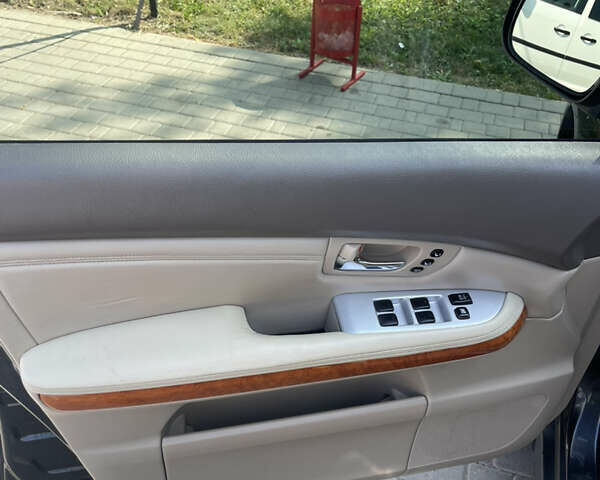 Серый Лексус РХ, объемом двигателя 3.46 л и пробегом 260 тыс. км за 11990 $, фото 21 на Automoto.ua