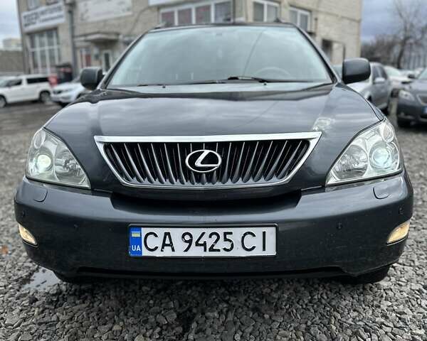 Серый Лексус РХ, объемом двигателя 3.5 л и пробегом 297 тыс. км за 11200 $, фото 1 на Automoto.ua