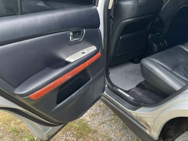 Сірий Лексус РХ, об'ємом двигуна 3.3 л та пробігом 226 тис. км за 12000 $, фото 9 на Automoto.ua