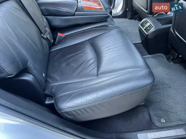 Серый Лексус РХ, объемом двигателя 3.46 л и пробегом 122 тыс. км за 12400 $, фото 44 на Automoto.ua
