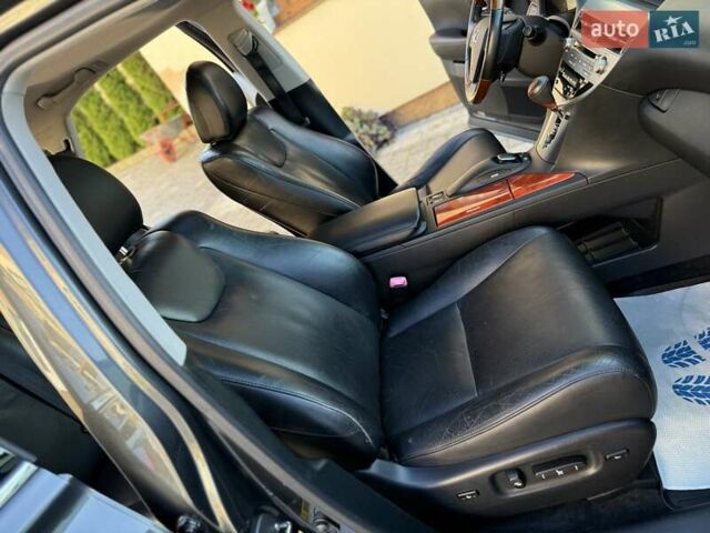 Лексус РХ 2009 в Дрогобыче на Automoto.ua Серый Лексус РХ, объемом двигателя 3.5 л и пробегом 117 тыс. км за 16950 $, фото 83 на Automoto.ua