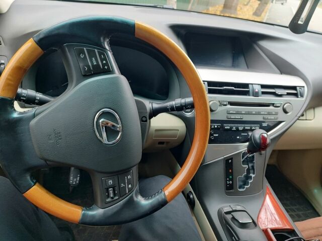 Серый Лексус РХ, объемом двигателя 3.5 л и пробегом 212 тыс. км за 19500 $, фото 1 на Automoto.ua