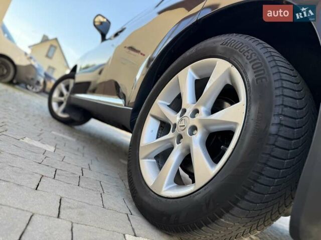 Лексус РХ 2009 в Дрогобыче на Automoto.ua Серый Лексус РХ, объемом двигателя 3.5 л и пробегом 117 тыс. км за 16950 $, фото 49 на Automoto.ua