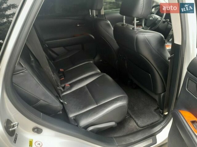 Серый Лексус РХ, объемом двигателя 3.46 л и пробегом 241 тыс. км за 14750 $, фото 11 на Automoto.ua