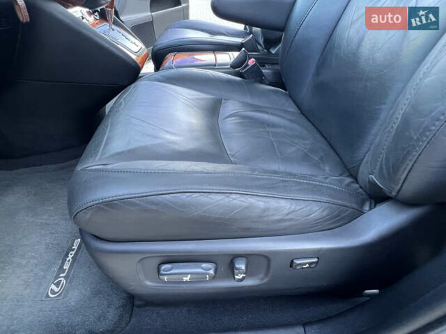 Серый Лексус РХ, объемом двигателя 3.46 л и пробегом 122 тыс. км за 12400 $, фото 62 на Automoto.ua