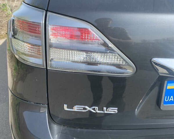Сірий Лексус РХ, об'ємом двигуна 3.46 л та пробігом 199 тис. км за 17000 $, фото 4 на Automoto.ua