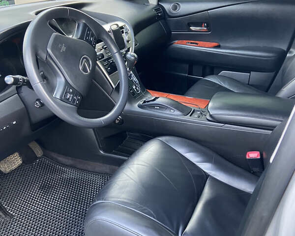 Серый Лексус РХ, объемом двигателя 3.46 л и пробегом 220 тыс. км за 16900 $, фото 16 на Automoto.ua