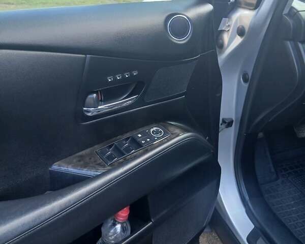 Серый Лексус РХ, объемом двигателя 3.5 л и пробегом 165 тыс. км за 15000 $, фото 6 на Automoto.ua