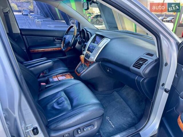 Серый Лексус РХ, объемом двигателя 3.5 л и пробегом 122 тыс. км за 12500 $, фото 17 на Automoto.ua