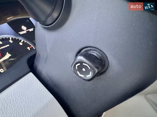 Серый Лексус РХ, объемом двигателя 3.46 л и пробегом 197 тыс. км за 13999 $, фото 45 на Automoto.ua