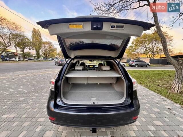 Лексус РХ 2010 в Одессе на Automoto.ua Серый Лексус РХ, объемом двигателя 3.46 л и пробегом 197 тыс. км за 13999 $, фото 82 на Automoto.ua