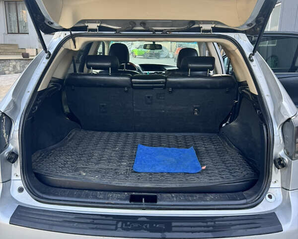 Сірий Лексус РХ, об'ємом двигуна 3.46 л та пробігом 260 тис. км за 13000 $, фото 9 на Automoto.ua