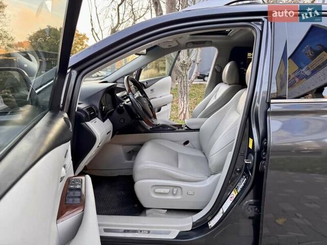 Лексус РХ 2010 в Одессе на Automoto.ua Серый Лексус РХ, объемом двигателя 3.46 л и пробегом 197 тыс. км за 13999 $, фото 41 на Automoto.ua