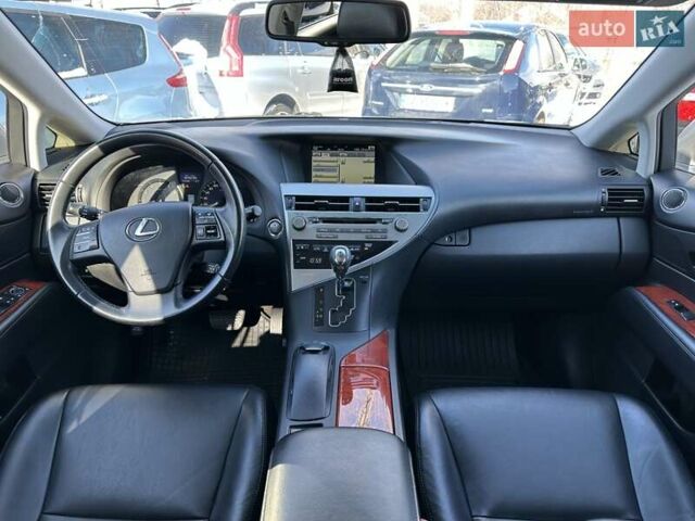 Серый Лексус РХ, объемом двигателя 3.5 л и пробегом 209 тыс. км за 15900 $, фото 3 на Automoto.ua