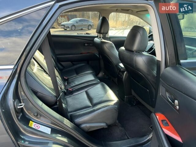 Серый Лексус РХ, объемом двигателя 3.5 л и пробегом 191 тыс. км за 15500 $, фото 16 на Automoto.ua