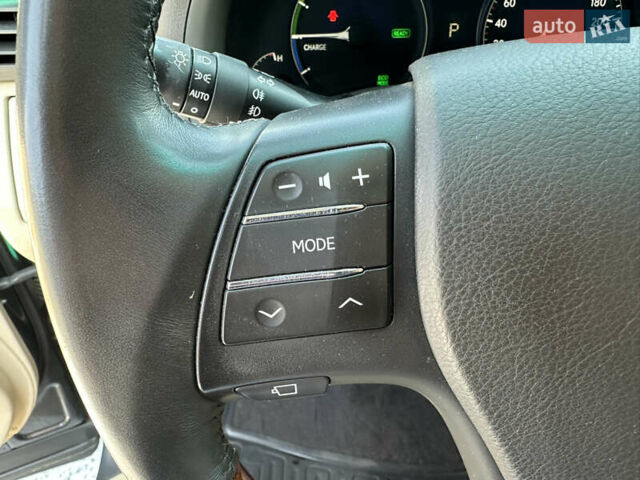 Сірий Лексус РХ, об'ємом двигуна 3.46 л та пробігом 100 тис. км за 19999 $, фото 16 на Automoto.ua