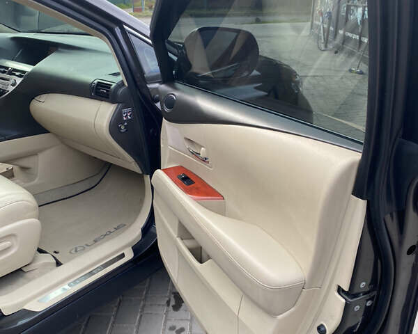 Серый Лексус РХ, объемом двигателя 3.46 л и пробегом 145 тыс. км за 22500 $, фото 12 на Automoto.ua