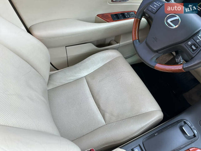 Сірий Лексус РХ, об'ємом двигуна 3.46 л та пробігом 100 тис. км за 19999 $, фото 22 на Automoto.ua