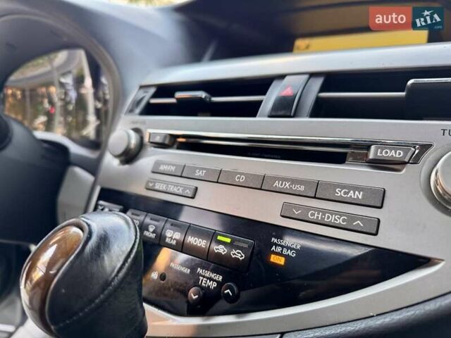 Лексус РХ 2010 в Одессе на Automoto.ua Серый Лексус РХ, объемом двигателя 3.46 л и пробегом 197 тыс. км за 13999 $, фото 61 на Automoto.ua