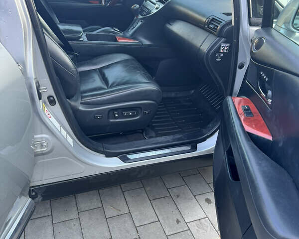 Сірий Лексус РХ, об'ємом двигуна 3.46 л та пробігом 260 тис. км за 13000 $, фото 14 на Automoto.ua