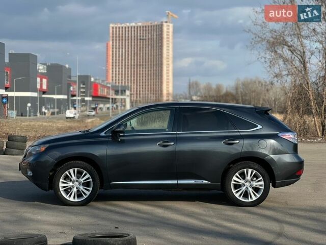 Серый Лексус РХ, объемом двигателя 3.5 л и пробегом 191 тыс. км за 15500 $, фото 2 на Automoto.ua