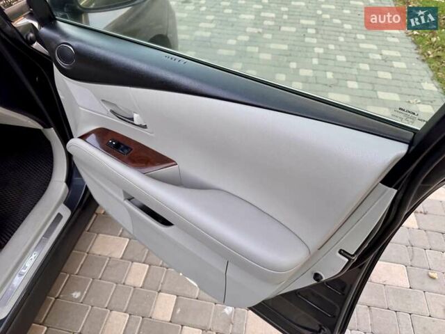 Лексус РХ 2010 в Одессе на Automoto.ua Серый Лексус РХ, объемом двигателя 3.46 л и пробегом 197 тыс. км за 13999 $, фото 50 на Automoto.ua