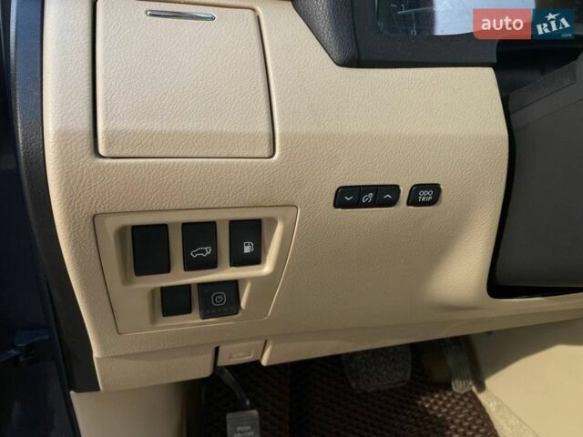 Серый Лексус РХ, объемом двигателя 3.46 л и пробегом 111 тыс. км за 21000 $, фото 9 на Automoto.ua