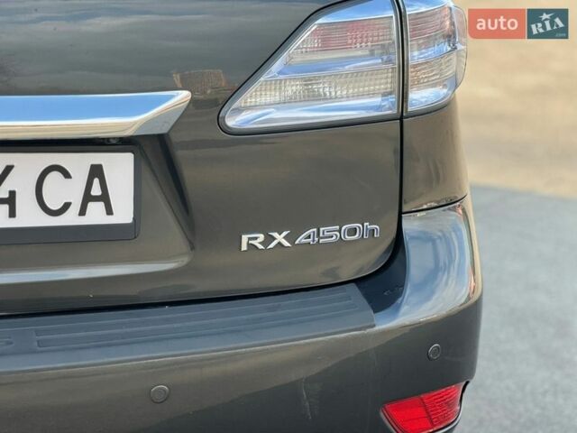 Серый Лексус РХ, объемом двигателя 3.5 л и пробегом 191 тыс. км за 15500 $, фото 10 на Automoto.ua