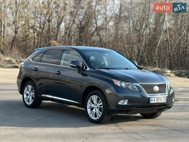 Серый Лексус РХ, объемом двигателя 3.5 л и пробегом 191 тыс. км за 15500 $, фото 1 на Automoto.ua