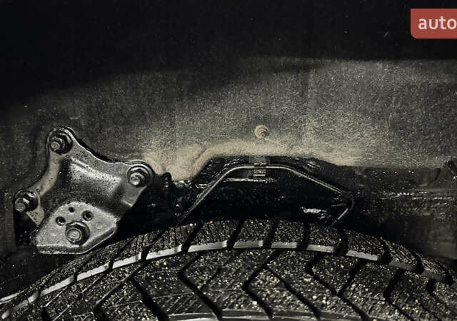 Сірий Лексус РХ, об'ємом двигуна 3.46 л та пробігом 135 тис. км за 22999 $, фото 28 на Automoto.ua