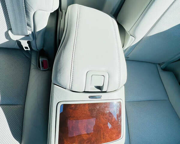 Сірий Лексус РХ, об'ємом двигуна 3.5 л та пробігом 197 тис. км за 20000 $, фото 21 на Automoto.ua