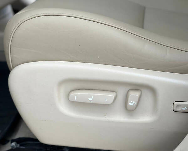 Серый Лексус РХ, объемом двигателя 3.46 л и пробегом 185 тыс. км за 17700 $, фото 9 на Automoto.ua