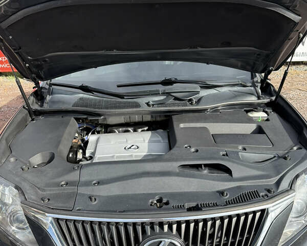 Лексус РХ 2010 у Черкасах на Automoto.ua Сірий Лексус РХ, об'ємом двигуна 3.46 л та пробігом 200 тис. км за 16700 $, фото 14 на Automoto.ua