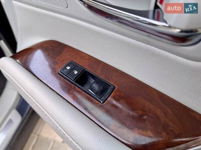 Лексус РХ 2010 в Одессе на Automoto.ua Серый Лексус РХ, объемом двигателя 3.46 л и пробегом 197 тыс. км за 13999 $, фото 49 на Automoto.ua