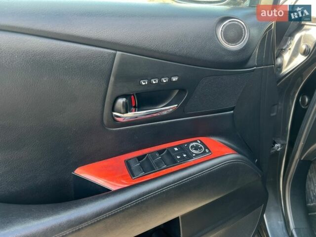 Серый Лексус РХ, объемом двигателя 3.5 л и пробегом 191 тыс. км за 15500 $, фото 19 на Automoto.ua